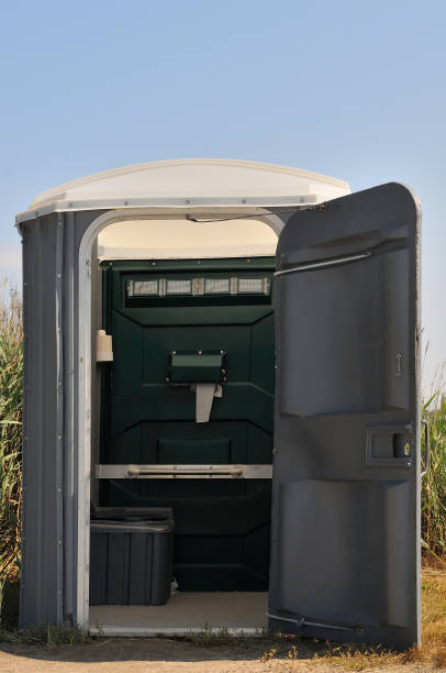Best Portable toilet rental cost  in Eagle Point, OR